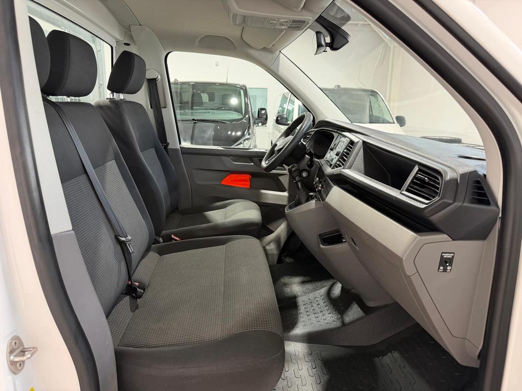 Volkswagen T6 TRANSPORTER 2022 г. Белый, пробег 59900 км