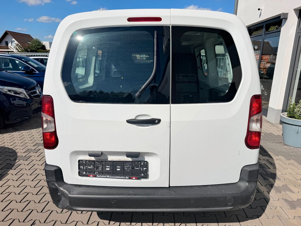 Peugeot Partner 2021 г. Белый, пробег 28000 км