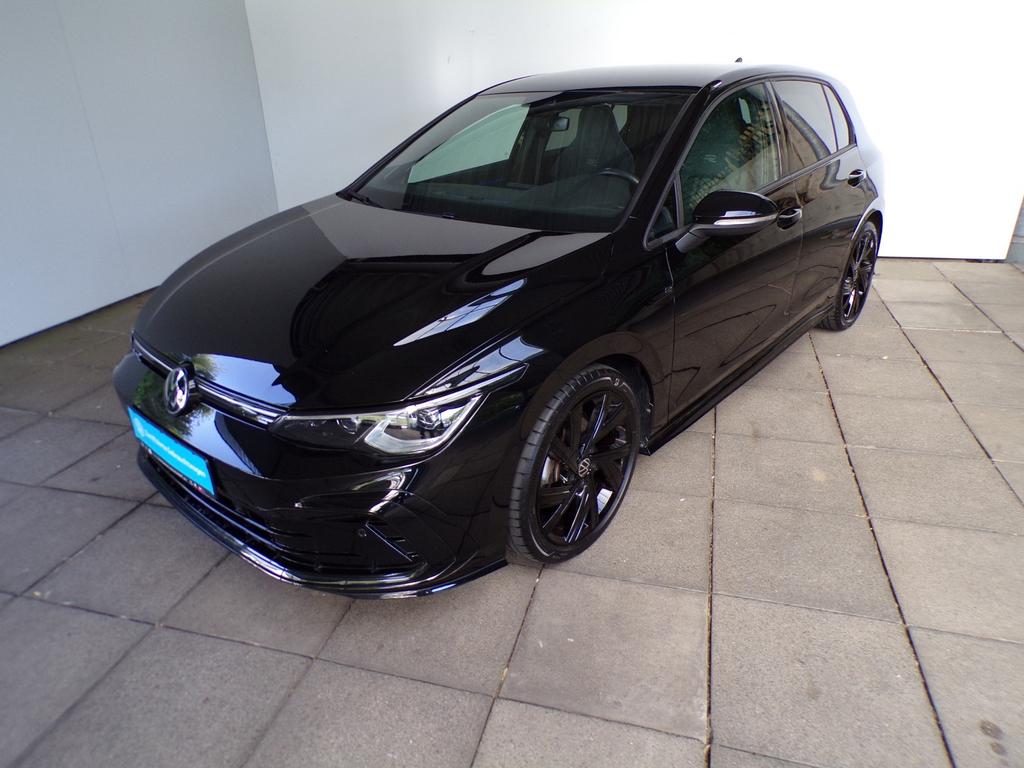 Volkswagen Golf 2024 г. Чёрный, пробег 21722 км