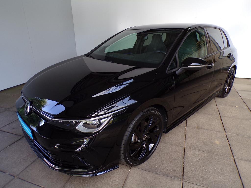 Volkswagen Golf 2024 г. Чёрный, пробег 21722 км