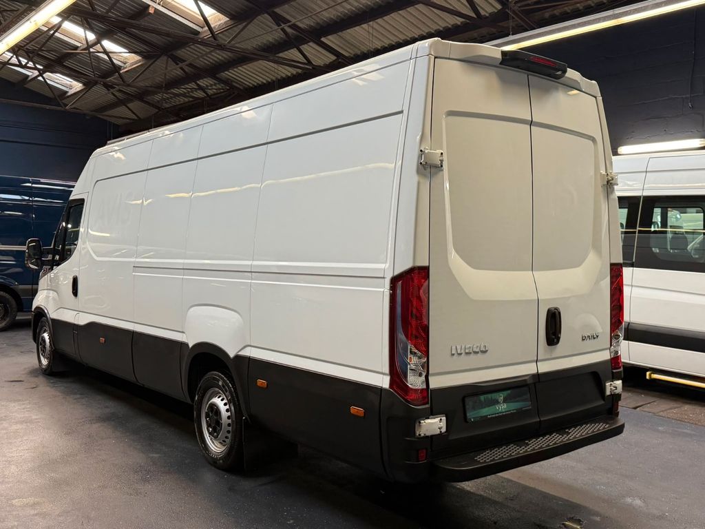 Iveco Massif 2022 г. Белый, пробег 54000 км