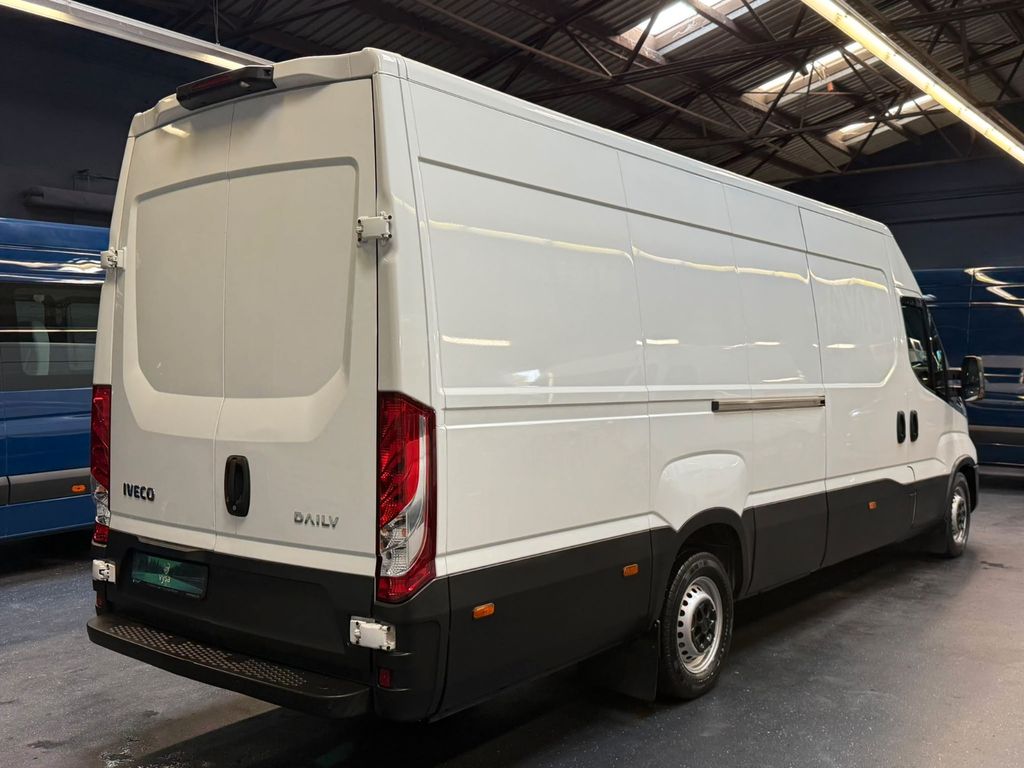 Iveco Massif 2022 г. Белый, пробег 54000 км