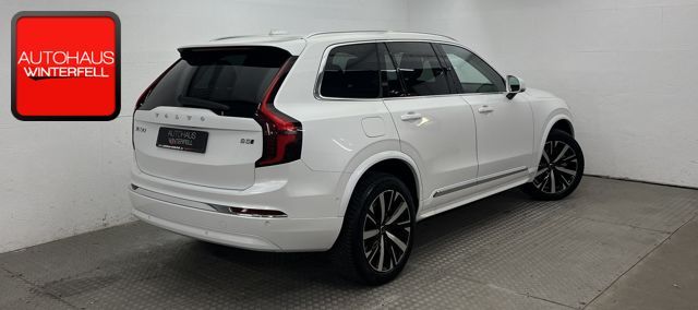 Volvo XC90 2025 г. Белый, пробег 28169 км