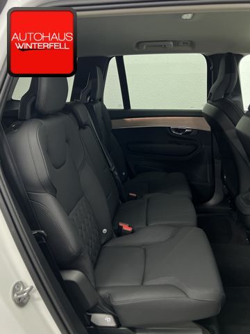 Volvo XC90 2025 г. Белый, пробег 28169 км