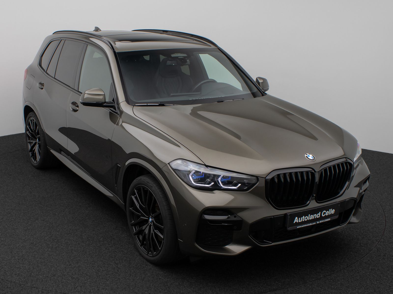 BMW X5 2023 г. Зелёный, пробег 46504 км
