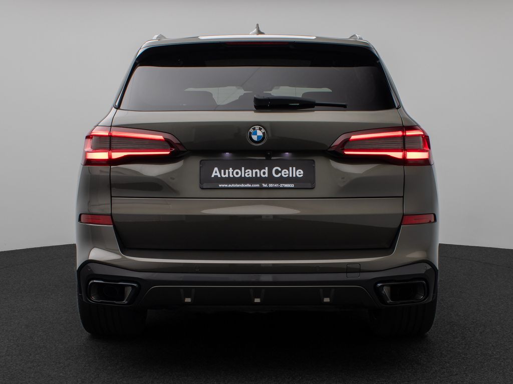 BMW X5 2023 г. Зелёный, пробег 46504 км