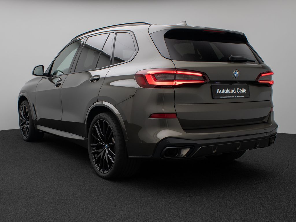 BMW X5 2023 г. Зелёный, пробег 46504 км