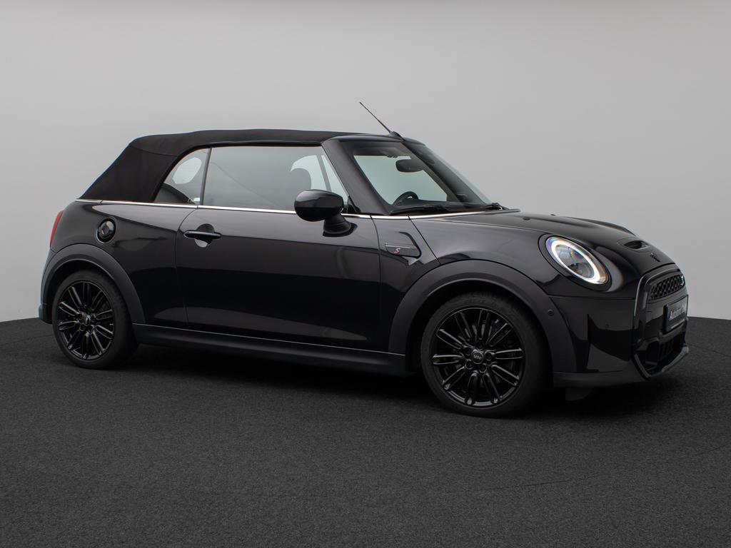 Mini COOPER S CABRIO 2023 г. Чёрный, пробег 25428 км