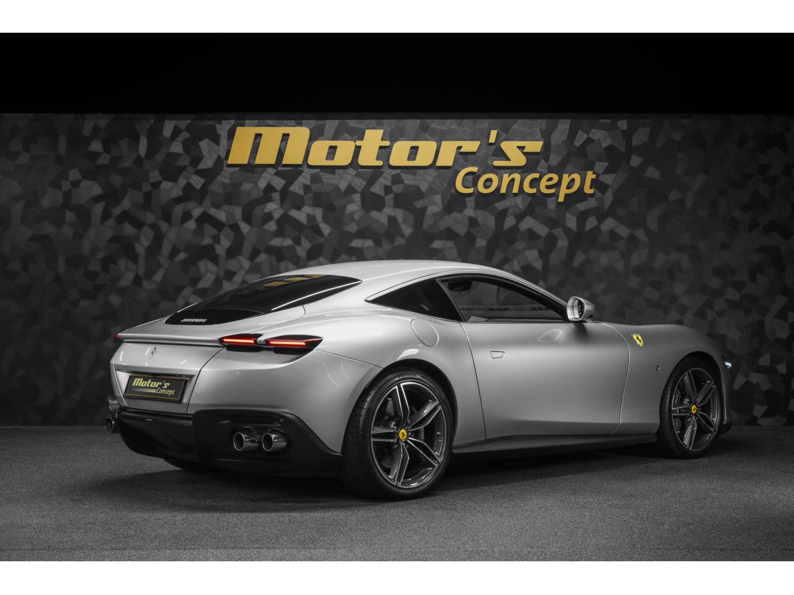 Ferrari Roma 2021 г. Серый, пробег 43990 км