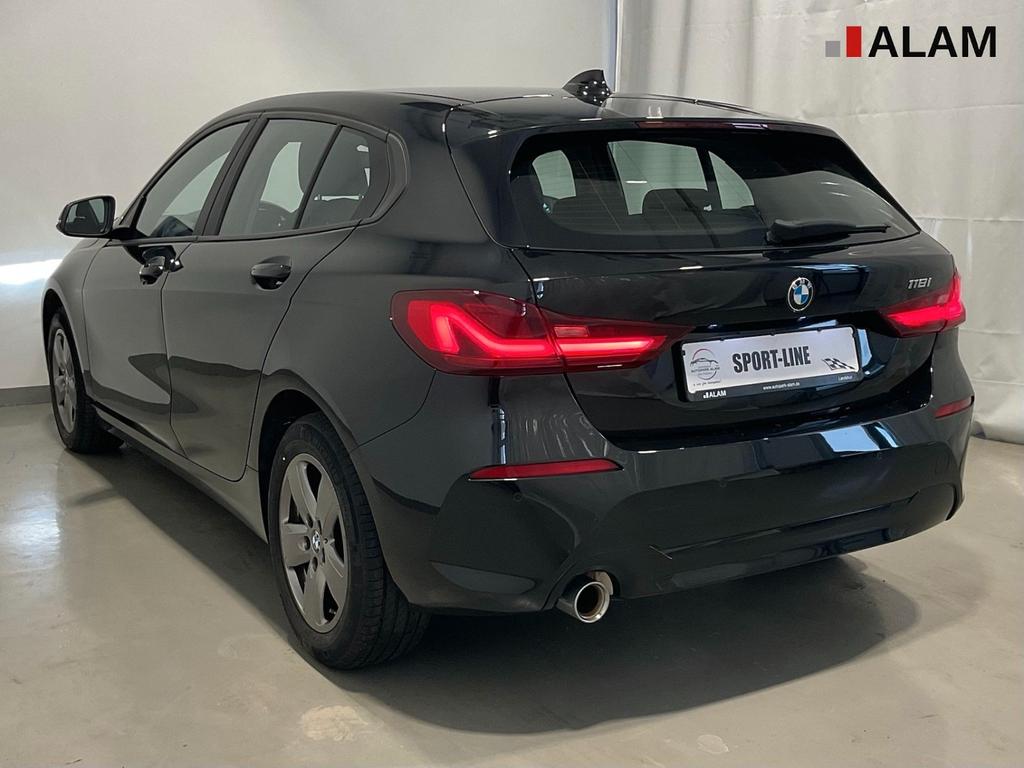 BMW 118 2022 г. Чёрный, пробег 35700 км