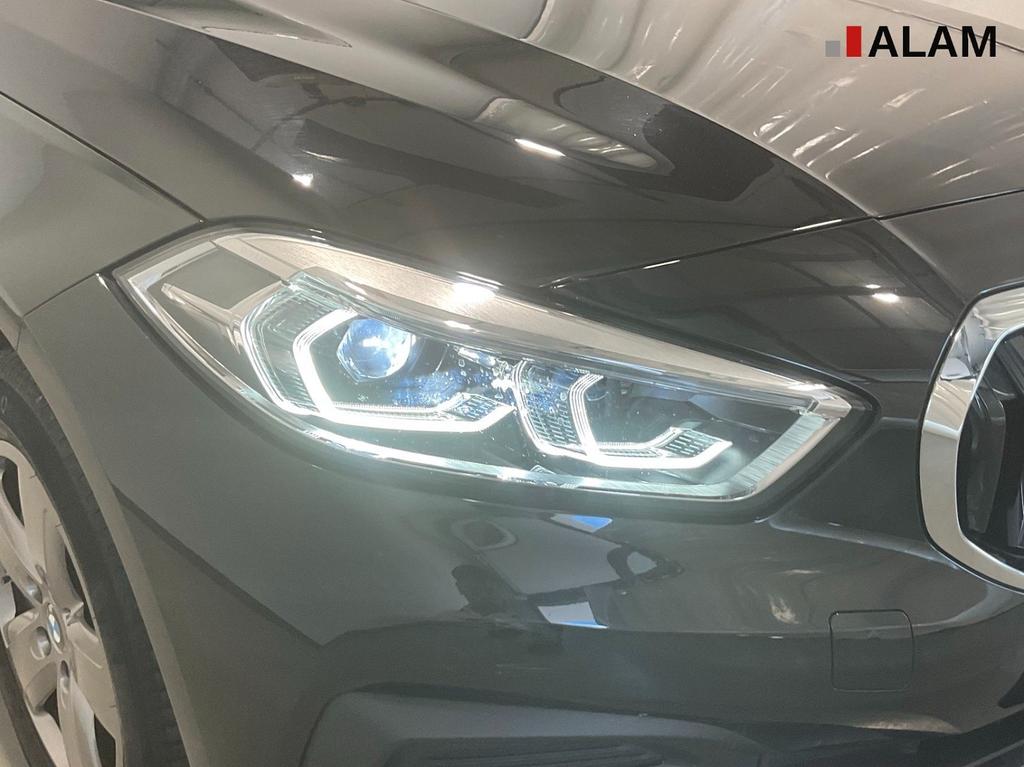 BMW 118 2022 г. Чёрный, пробег 35700 км