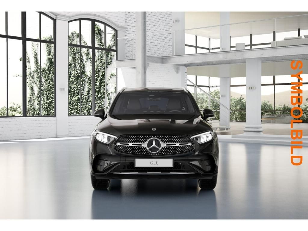 Mercedes-Benz GLC 220 2025 г. Чёрный, пробег 10350 км
