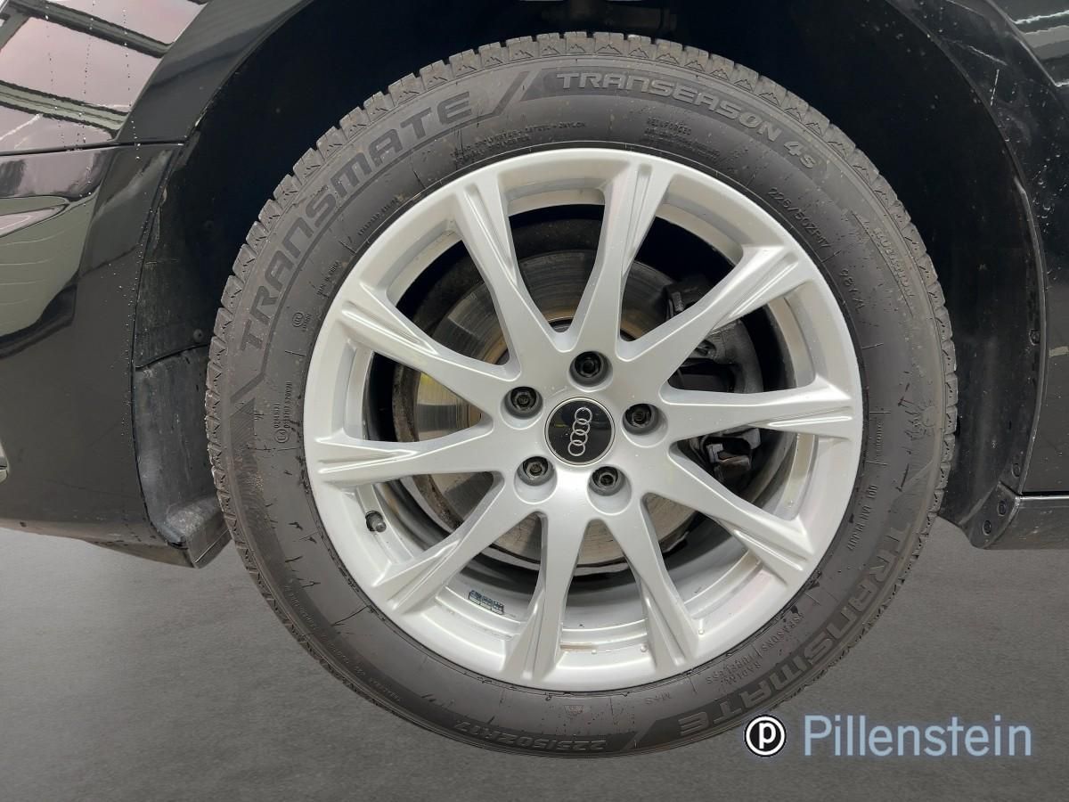 Audi A4 2022 г. Чёрный, пробег 55900 км