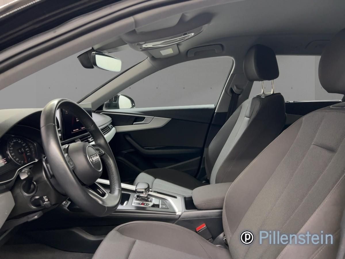 Audi A4 2022 г. Чёрный, пробег 55900 км