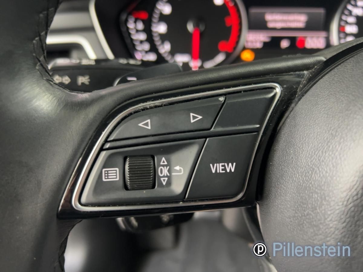 Audi A4 2022 г. Чёрный, пробег 55900 км