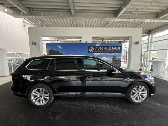 Volkswagen PASSAT VARIANT 2023 г. Чёрный, пробег 53495 км