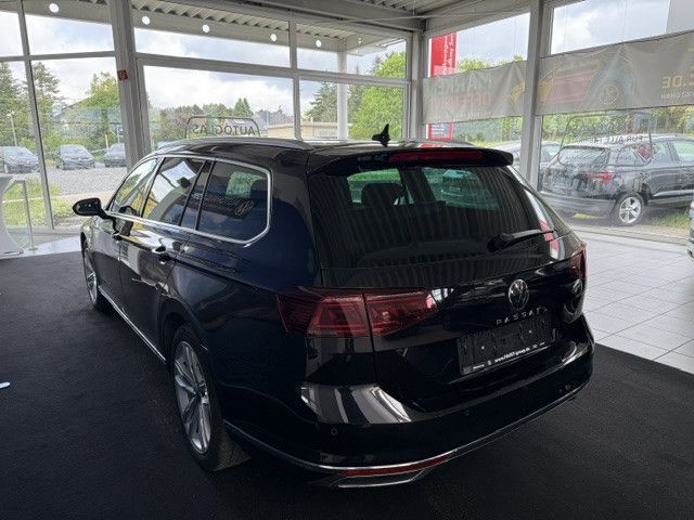 Volkswagen PASSAT VARIANT 2023 г. Чёрный, пробег 53495 км