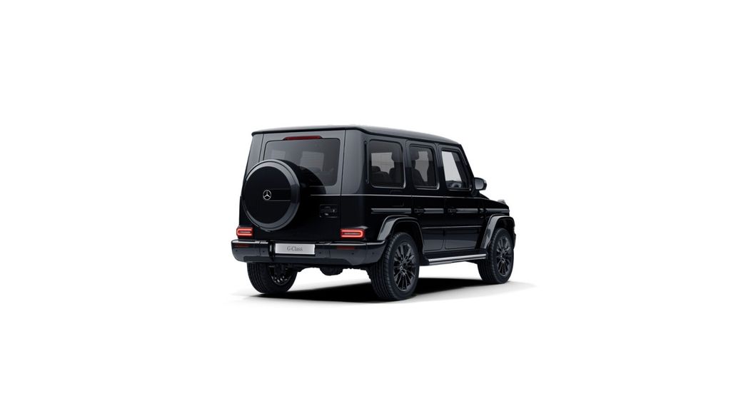 Mercedes-Benz G 500 2023 г. Чёрный, пробег 15800 км