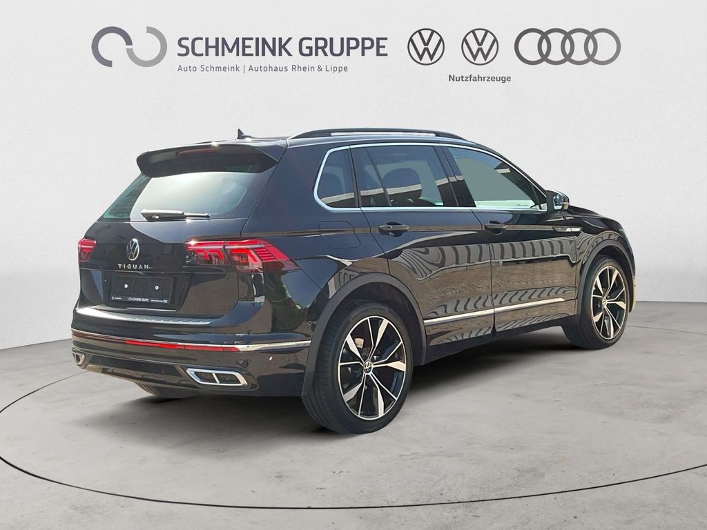 Volkswagen Tiguan 2023 г. Чёрный, пробег 26064 км