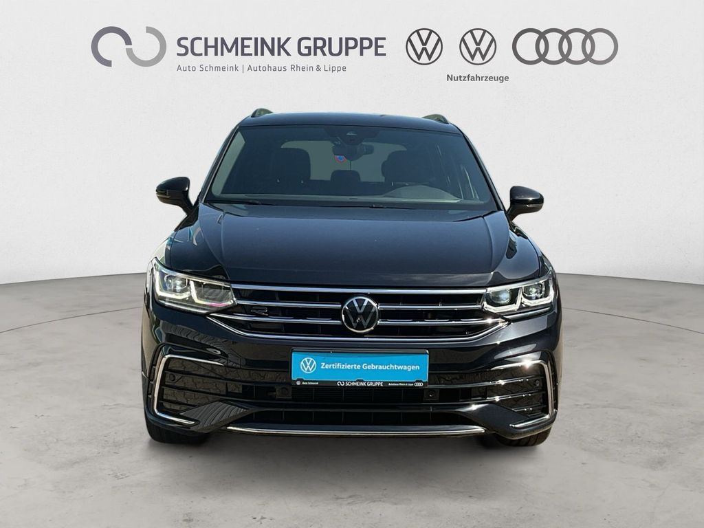 Volkswagen Tiguan 2023 г. Чёрный, пробег 26064 км