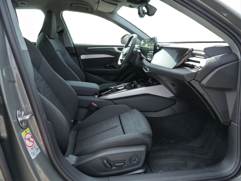 Audi A6 2025 г. Серый, пробег 26764 км