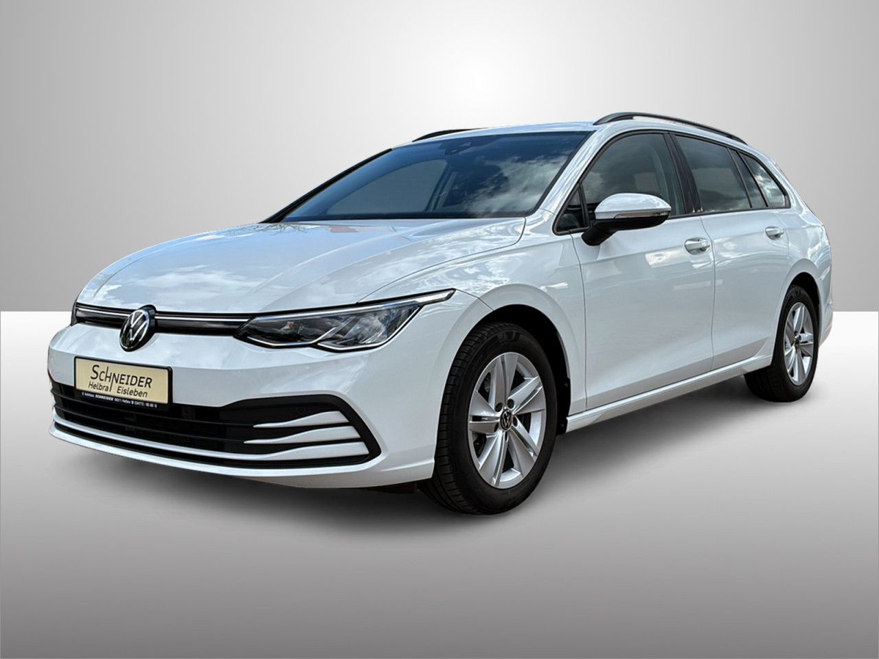 Volkswagen Golf 2023 г. Белый, пробег 59780 км
