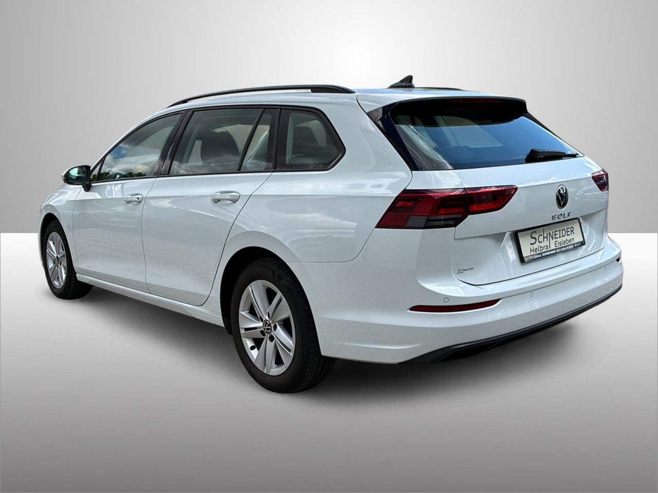 Volkswagen Golf 2023 г. Белый, пробег 59780 км