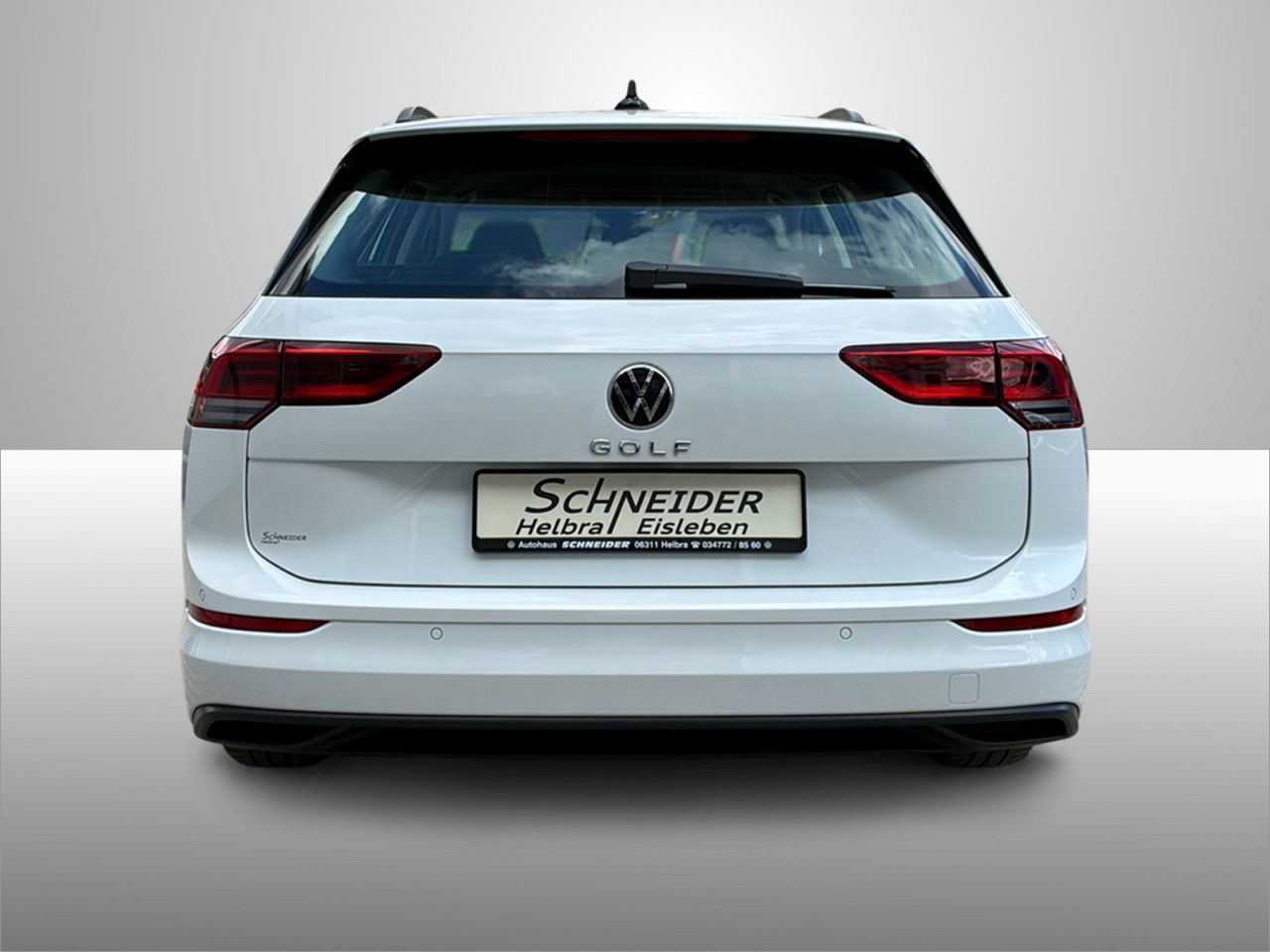Volkswagen Golf 2023 г. Белый, пробег 59780 км