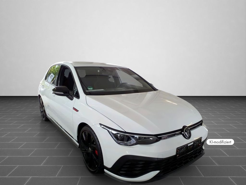Volkswagen Golf 2023 г. Белый, пробег 21969 км