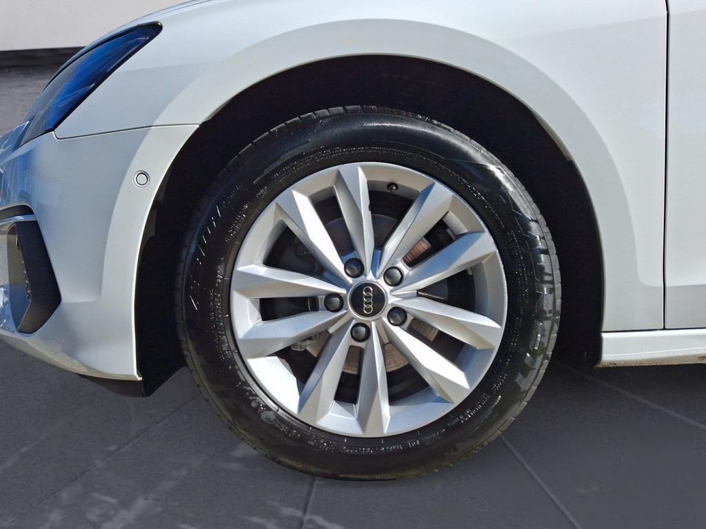Audi A3 2023 г. Белый, пробег 35349 км