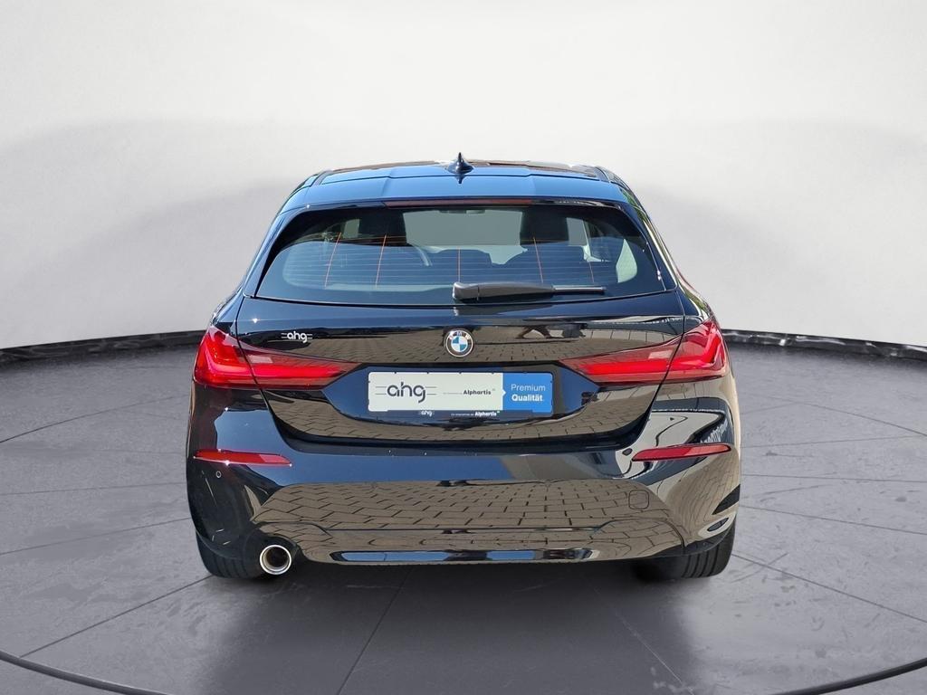 BMW 118 2023 г. Чёрный, пробег 44369 км