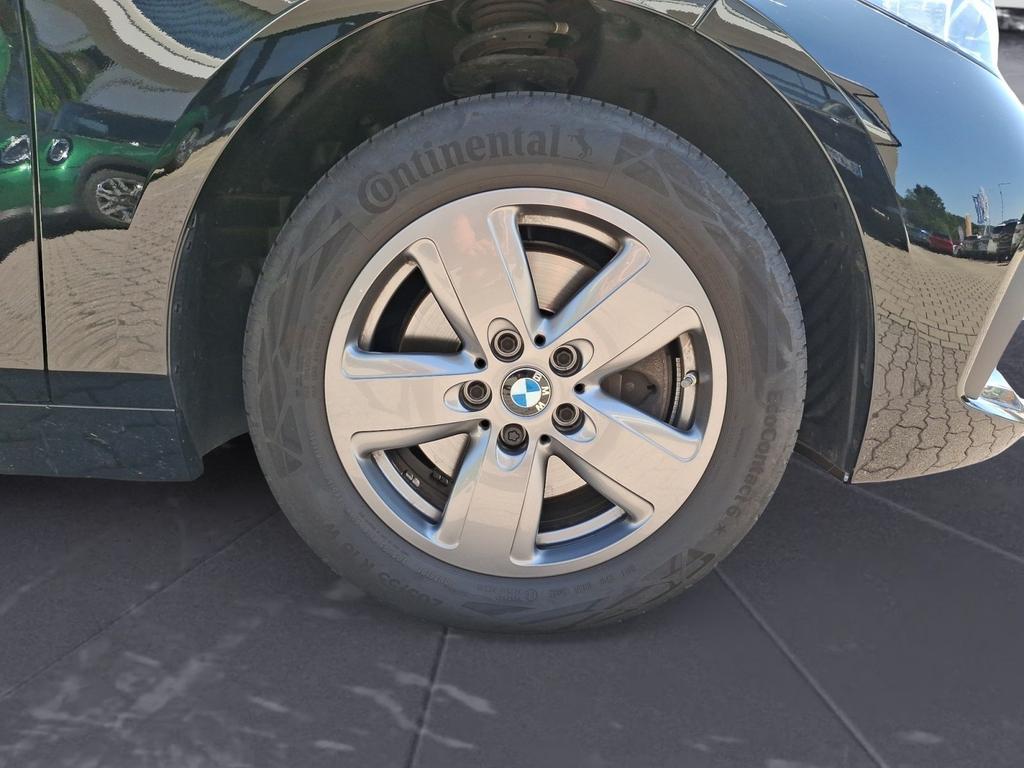 BMW 118 2023 г. Чёрный, пробег 44369 км