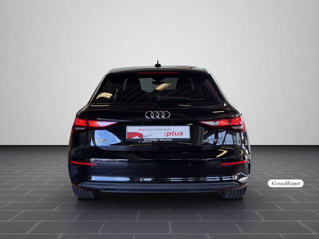 Audi A3 2022 г. Чёрный, пробег 47439 км