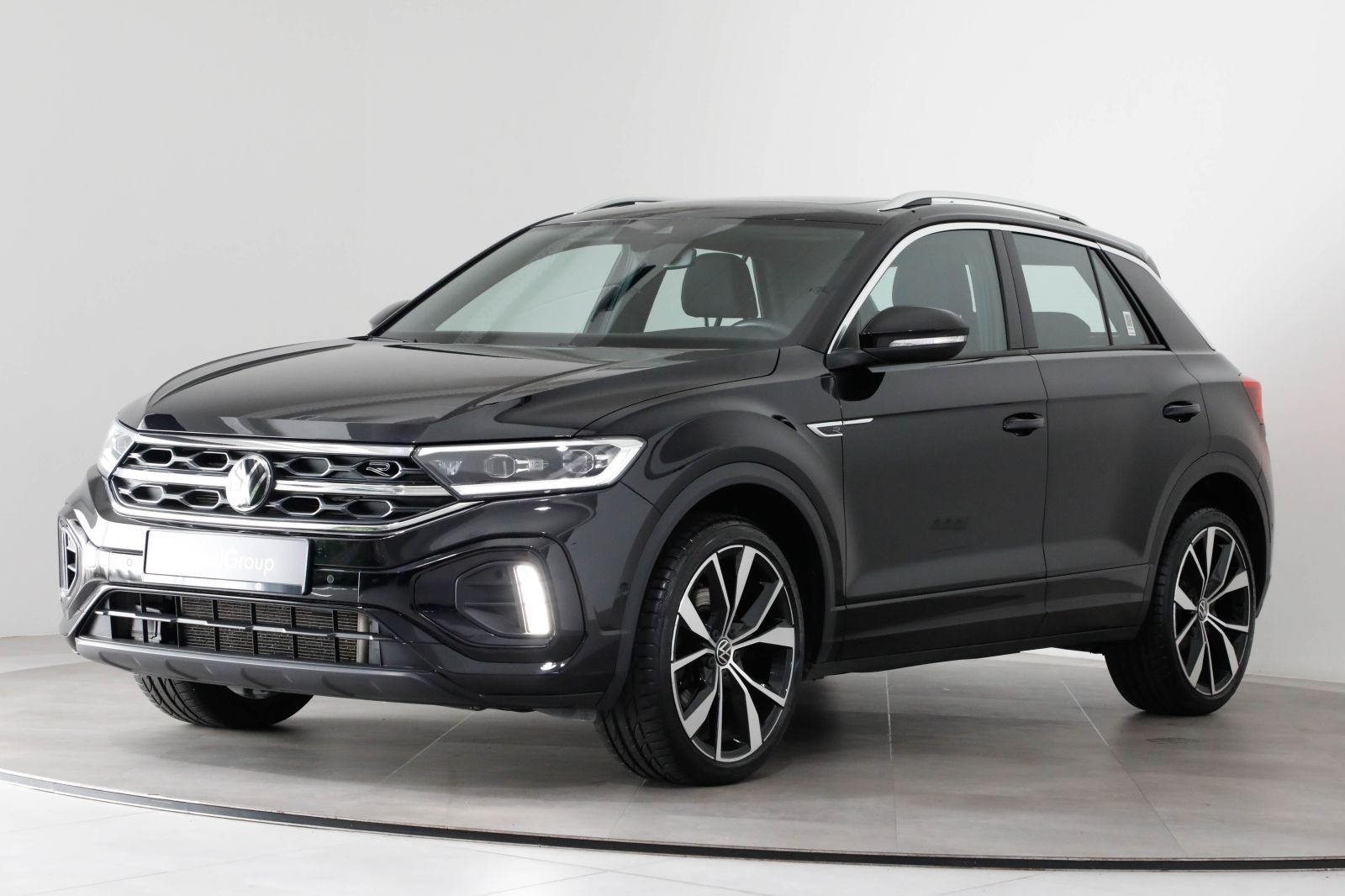 Volkswagen T-Roc 2023 г. Чёрный, пробег 59025 км