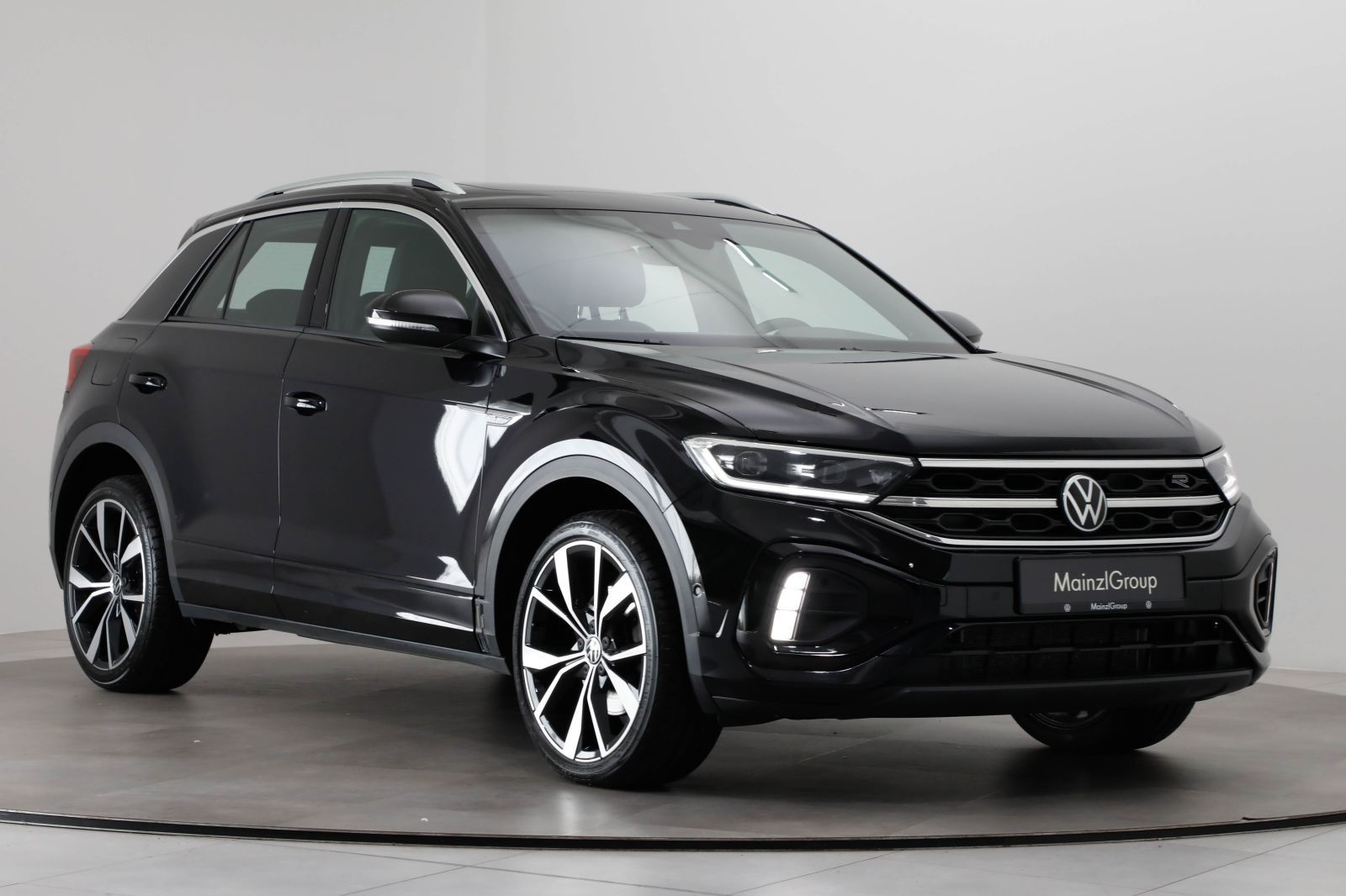 Volkswagen T-Roc 2023 г. Чёрный, пробег 59025 км