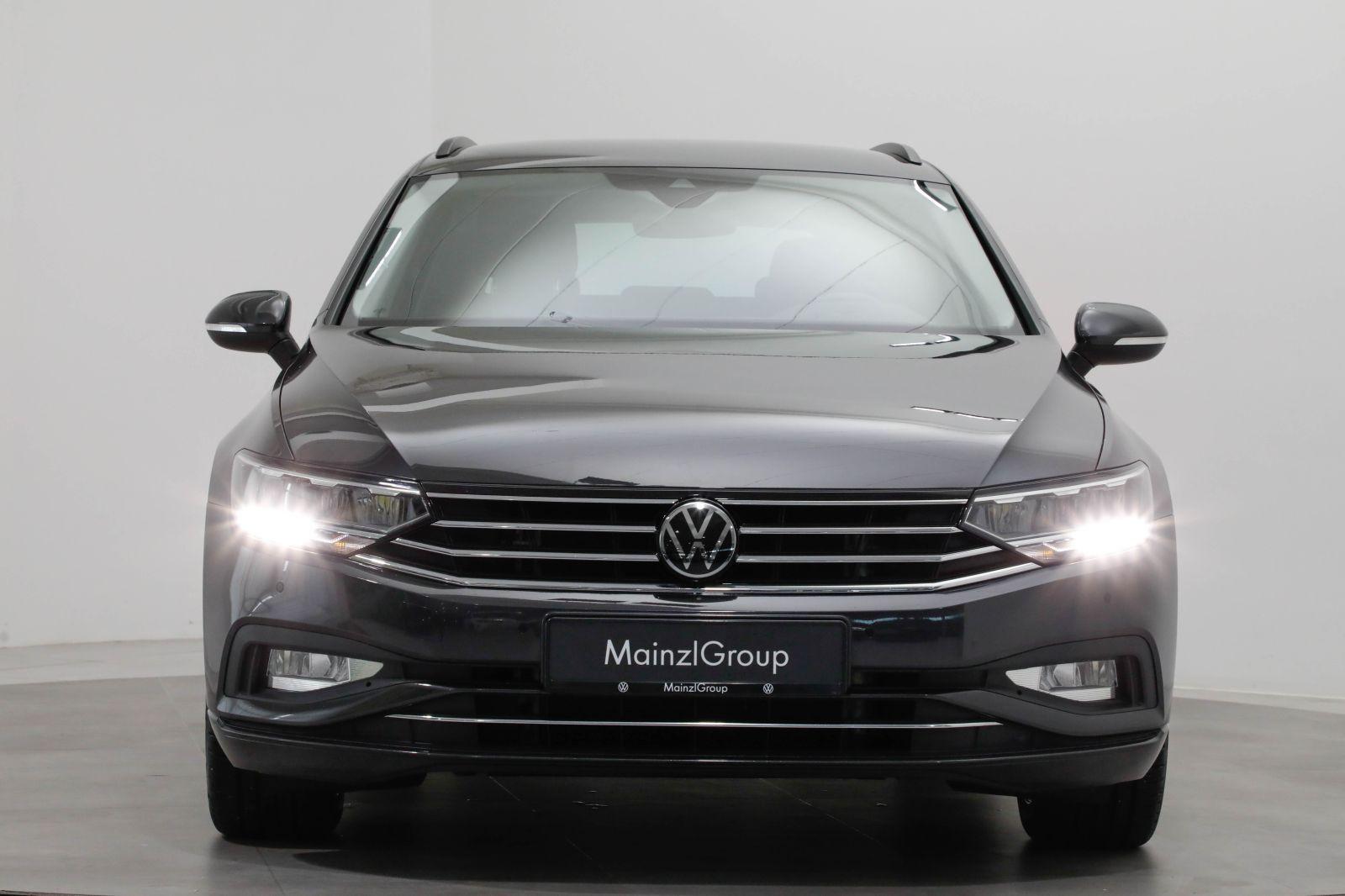 Volkswagen PASSAT VARIANT 2024 г. Серый, пробег 52308 км