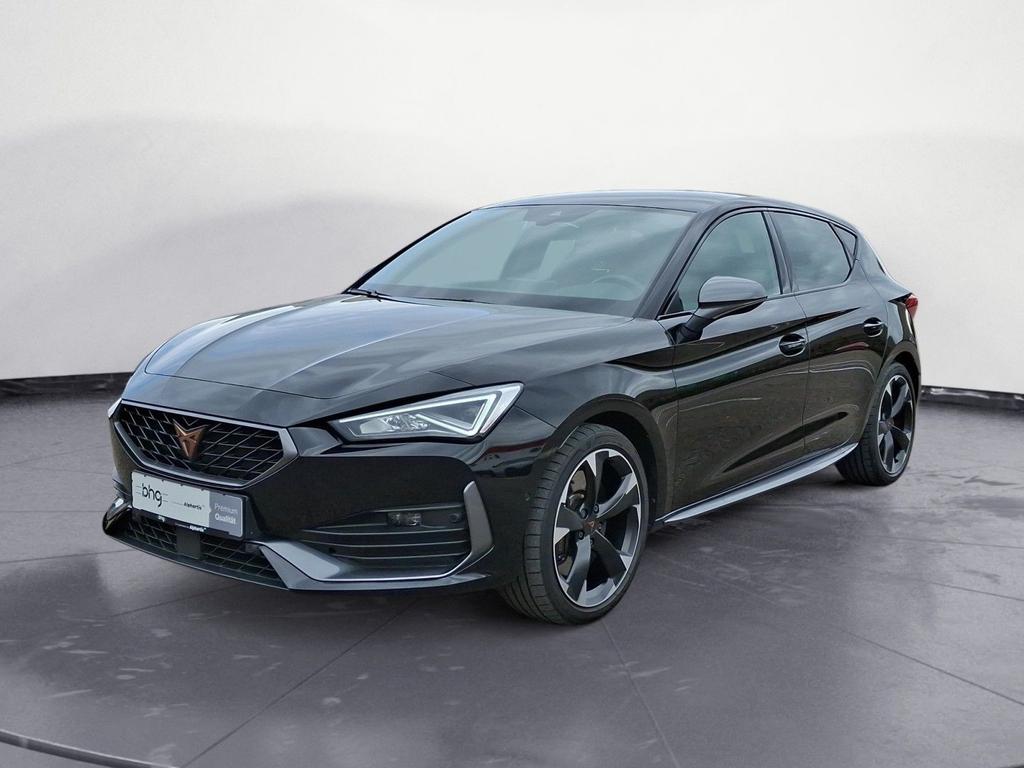 Cupra Leon 2023 г. Чёрный, пробег 49900 км