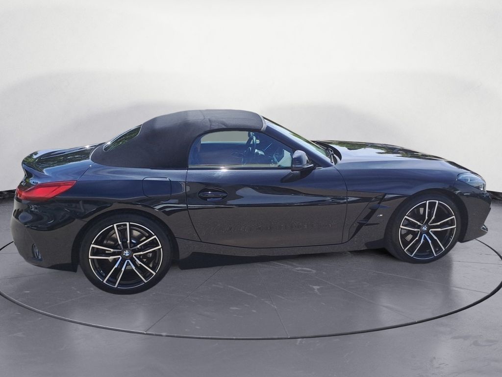 BMW Z4 2023 г. Чёрный, пробег 41193 км
