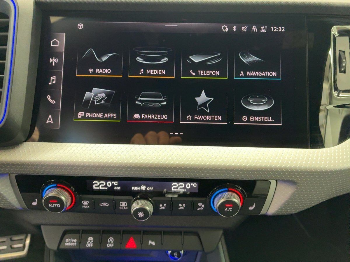 Audi A1 2023 г. Чёрный, пробег 58875 км