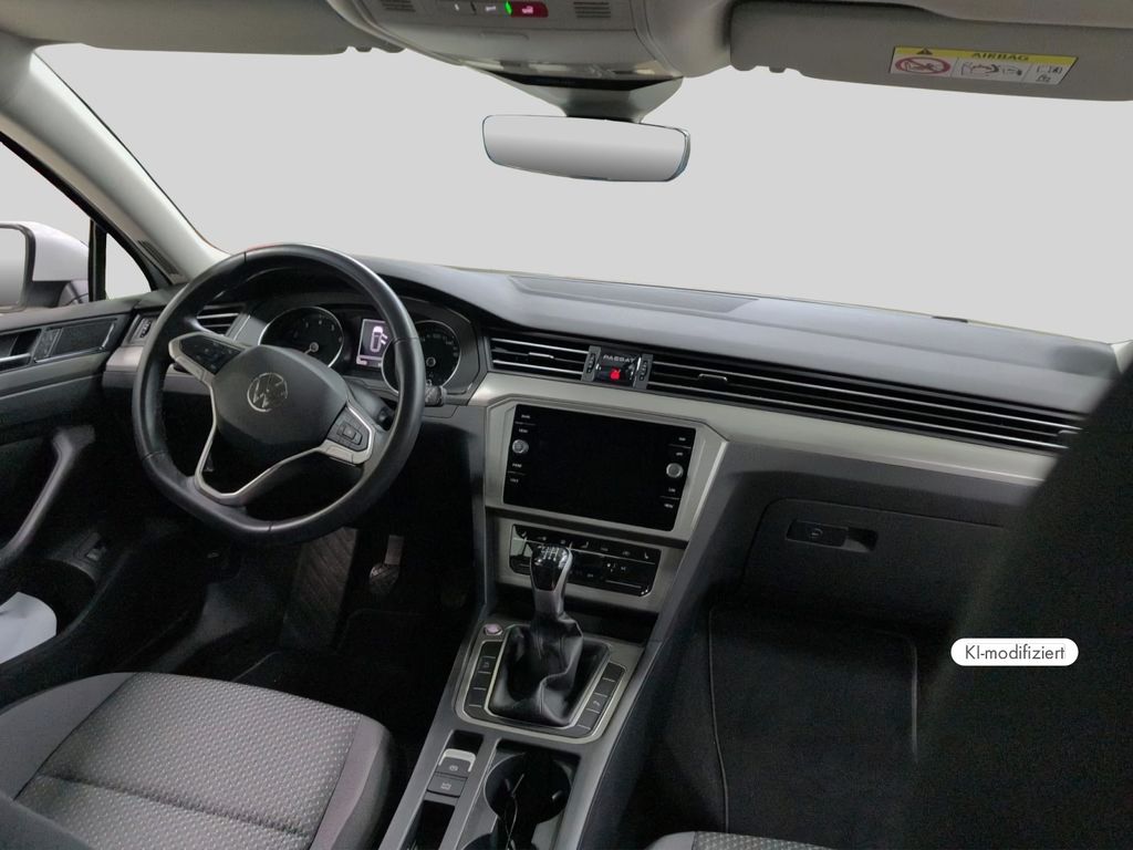 Volkswagen PASSAT VARIANT 2023 г. Белый, пробег 58009 км
