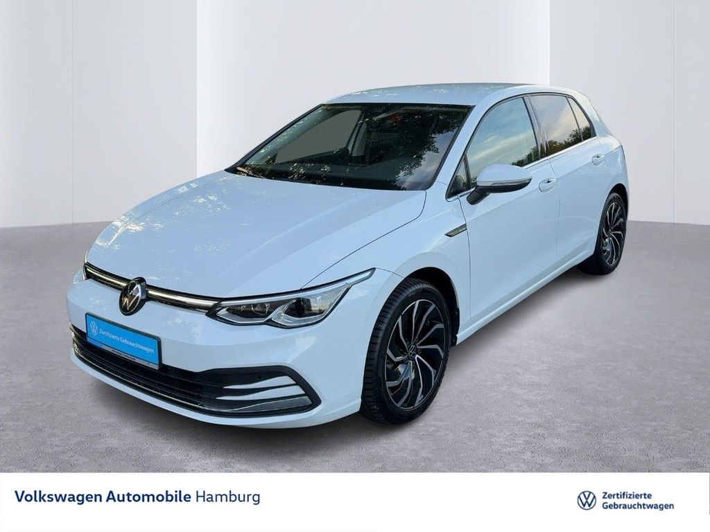 Volkswagen Golf 2023 г. Белый, пробег 32959 км