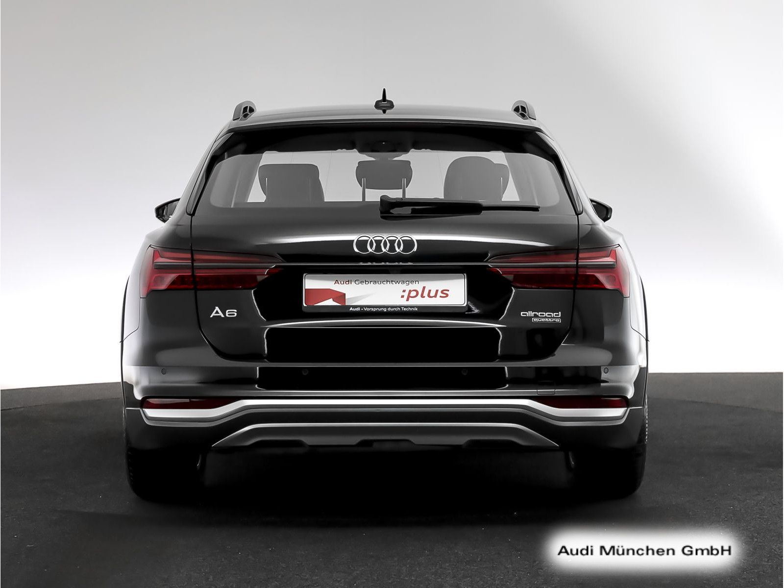 Audi A6 allroad 2023 г. Чёрный, пробег 19798 км