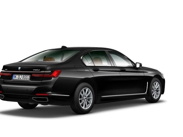 BMW 740 2022 г. Чёрный, пробег 26008 км