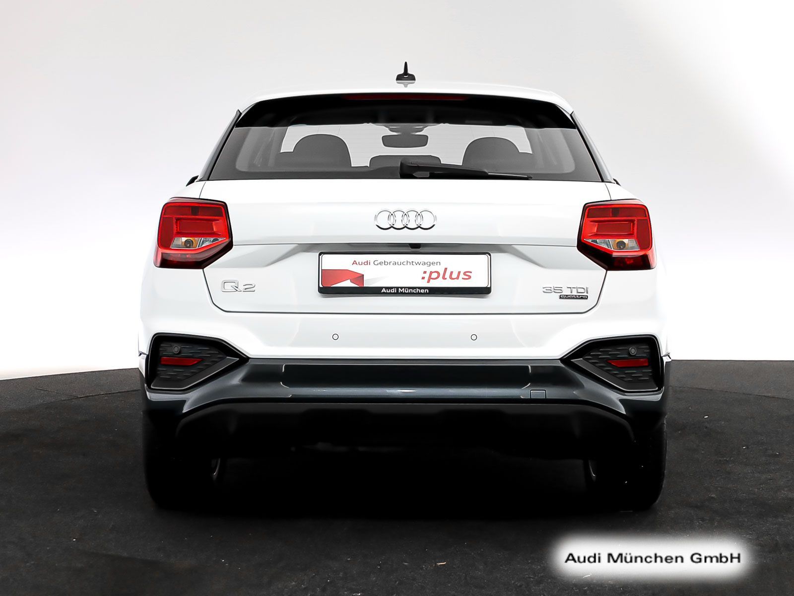 Audi Q2 2022 г. Белый, пробег 41979 км