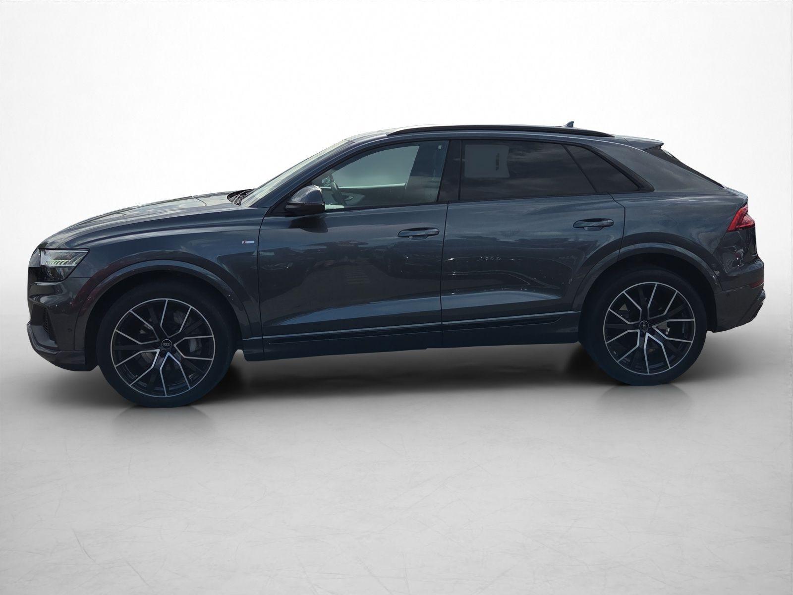 Audi Q8 2023 г. Серый, пробег 42269 км