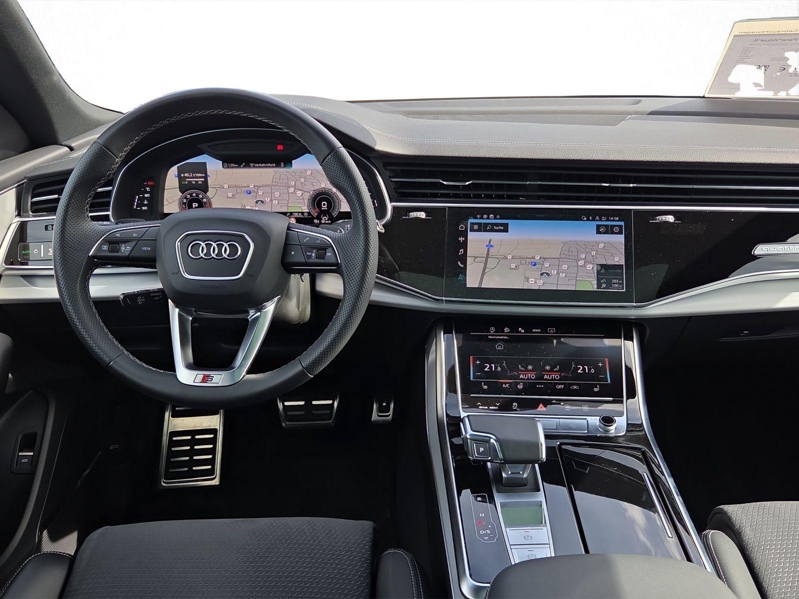 Audi Q8 2023 г. Серый, пробег 42269 км