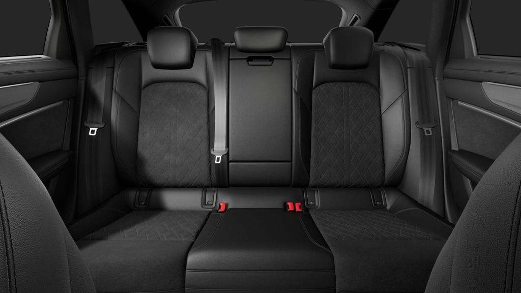 Audi S6 2024 г. Чёрный, пробег 39763 км