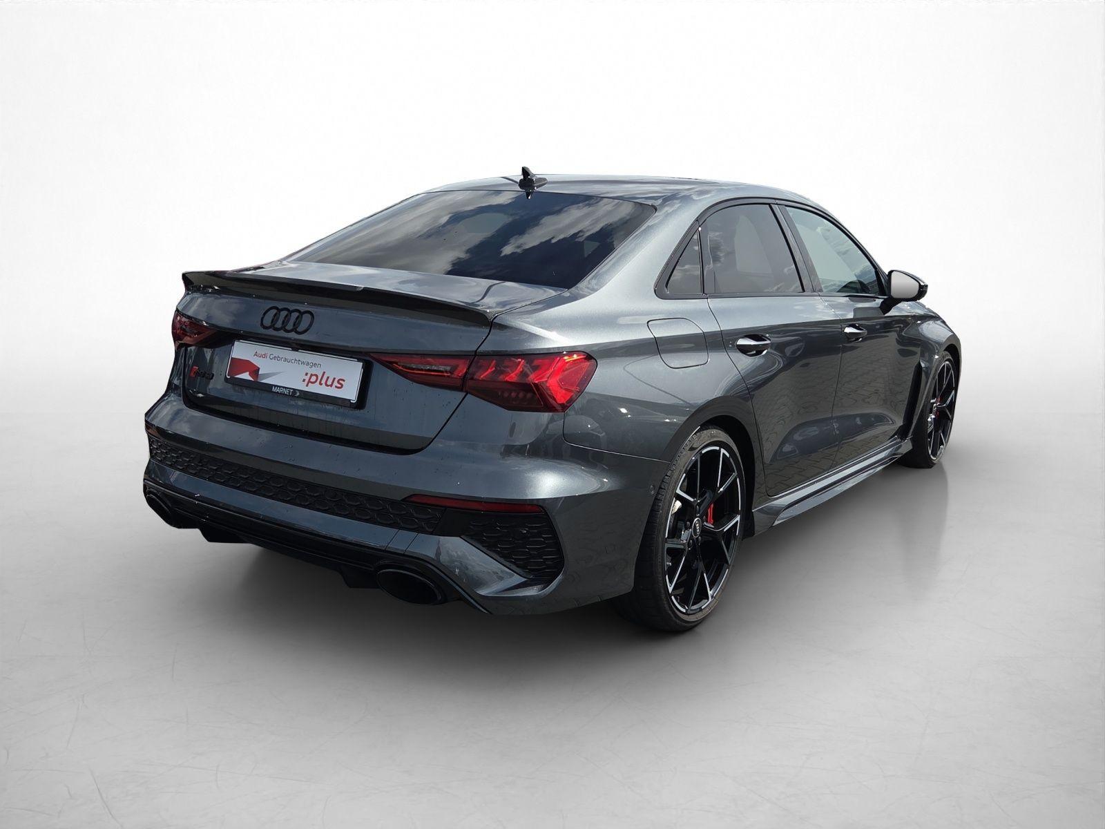 Audi RS3 2023 г. Серый, пробег 44497 км