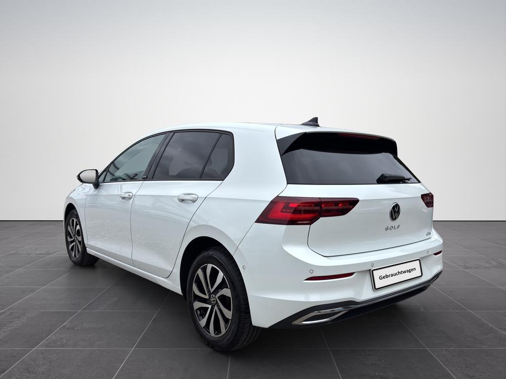 Volkswagen Golf 2022 г. Белый, пробег 56043 км