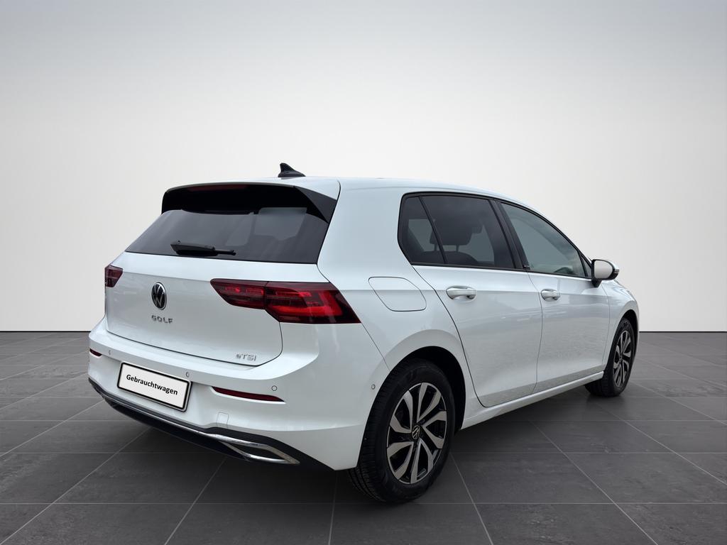 Volkswagen Golf 2022 г. Белый, пробег 56043 км